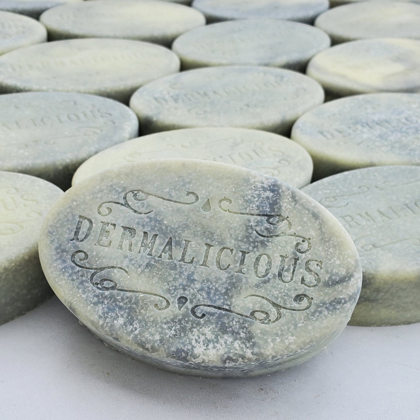 black chamomile salt bar