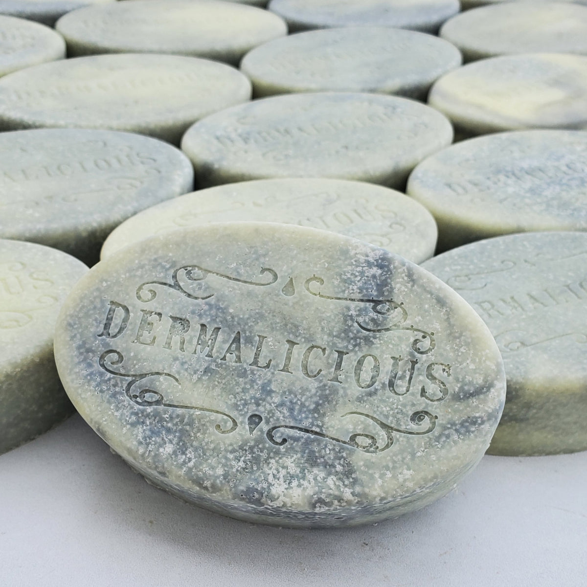 black chamomile salt bar