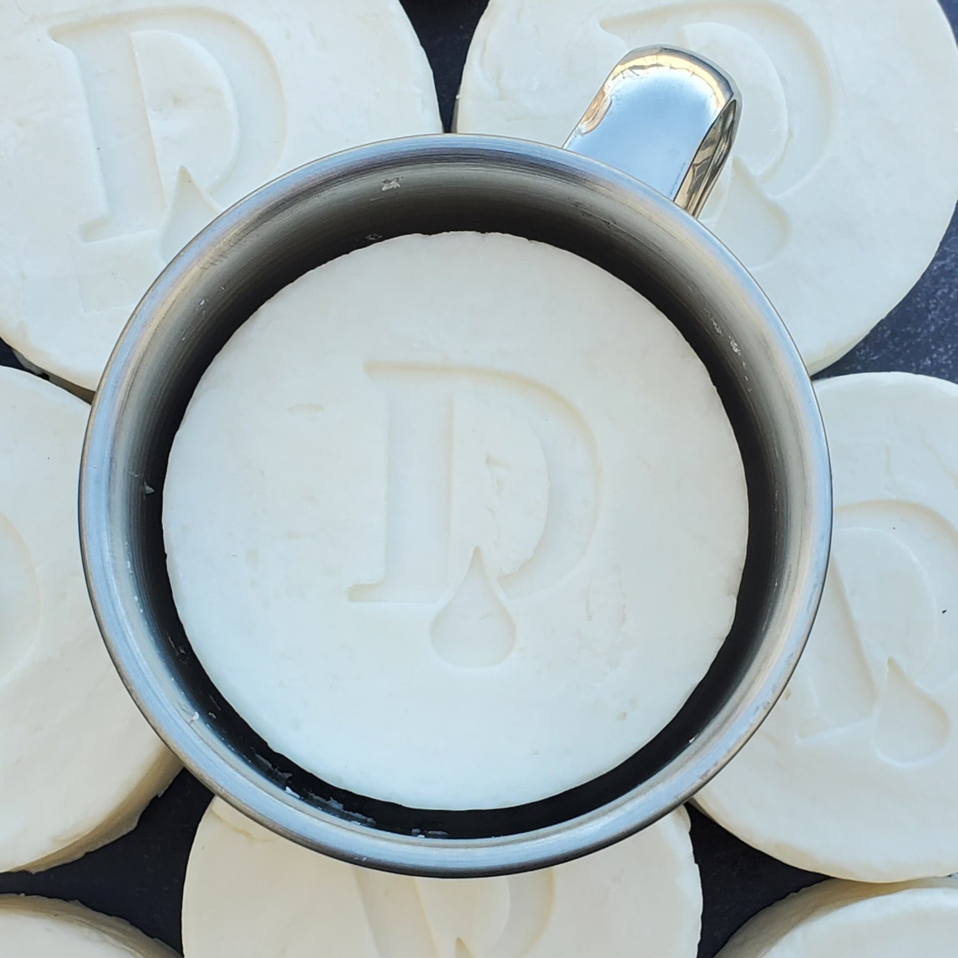 swirling cup